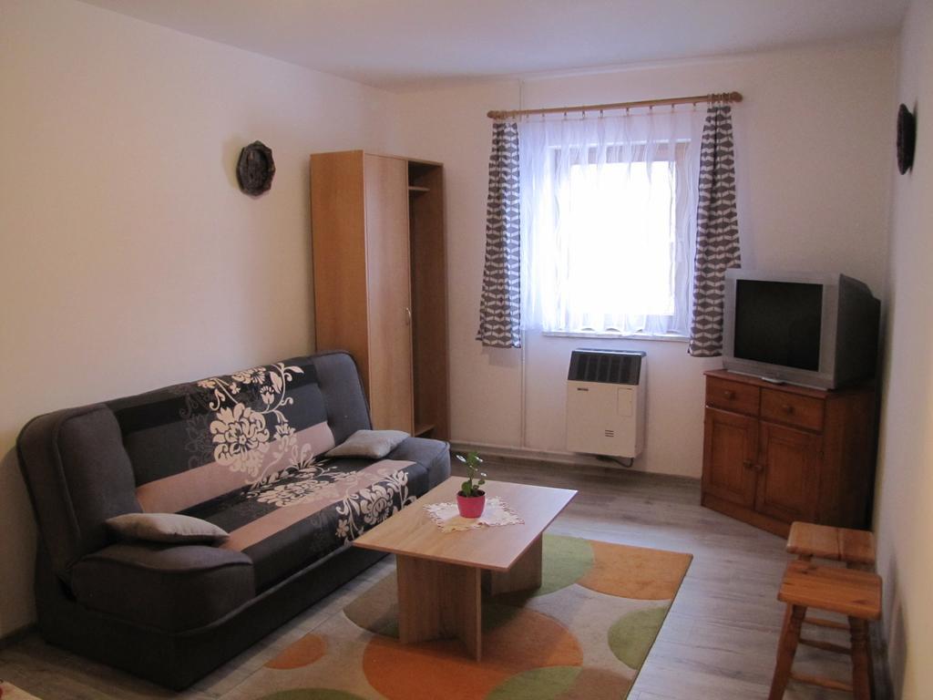 Apartamento Privát Magdalena Bešeňová Exterior foto